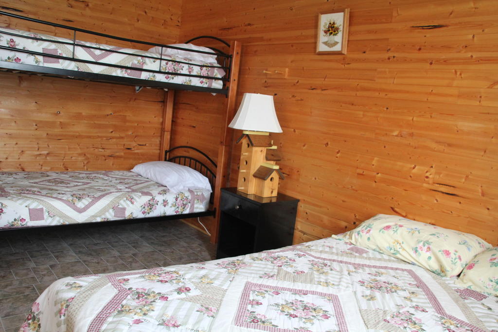 Chalets Grand Pre Cottages Норт Рустико Стая снимка
